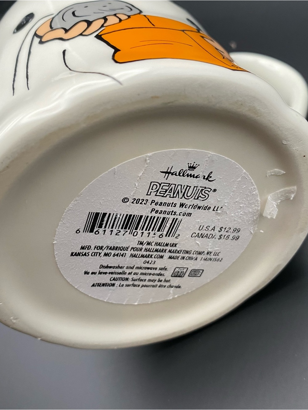 Peanuts “I Got a Rock” 15 oz Mug Hallmark 2023 - Picture 6 of 10
